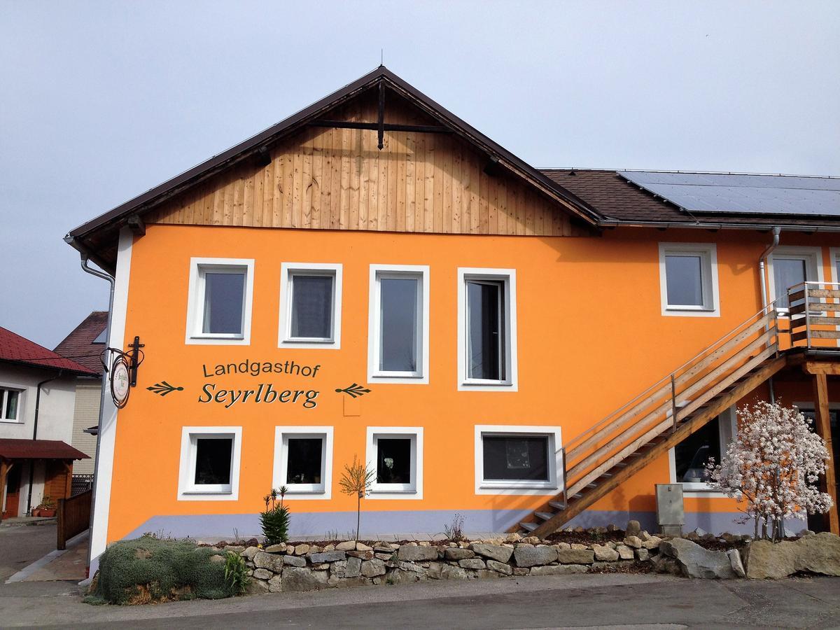 Landgasthof Seyrlberg Reichenau im Mühlkreis Exterior foto